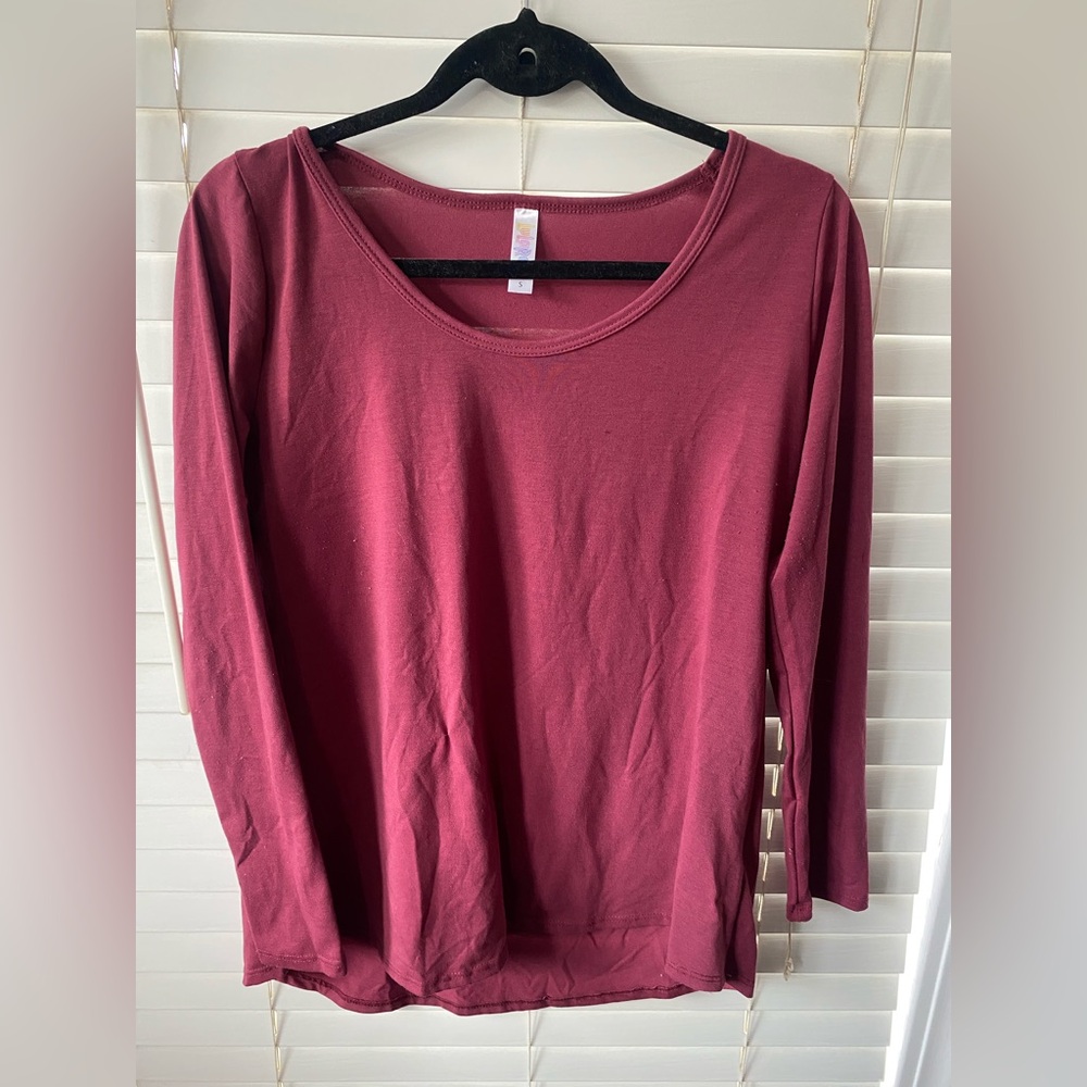 Accepting offers- LuLaRoe Long Sleeve Scoop Neck Top - Burgundy